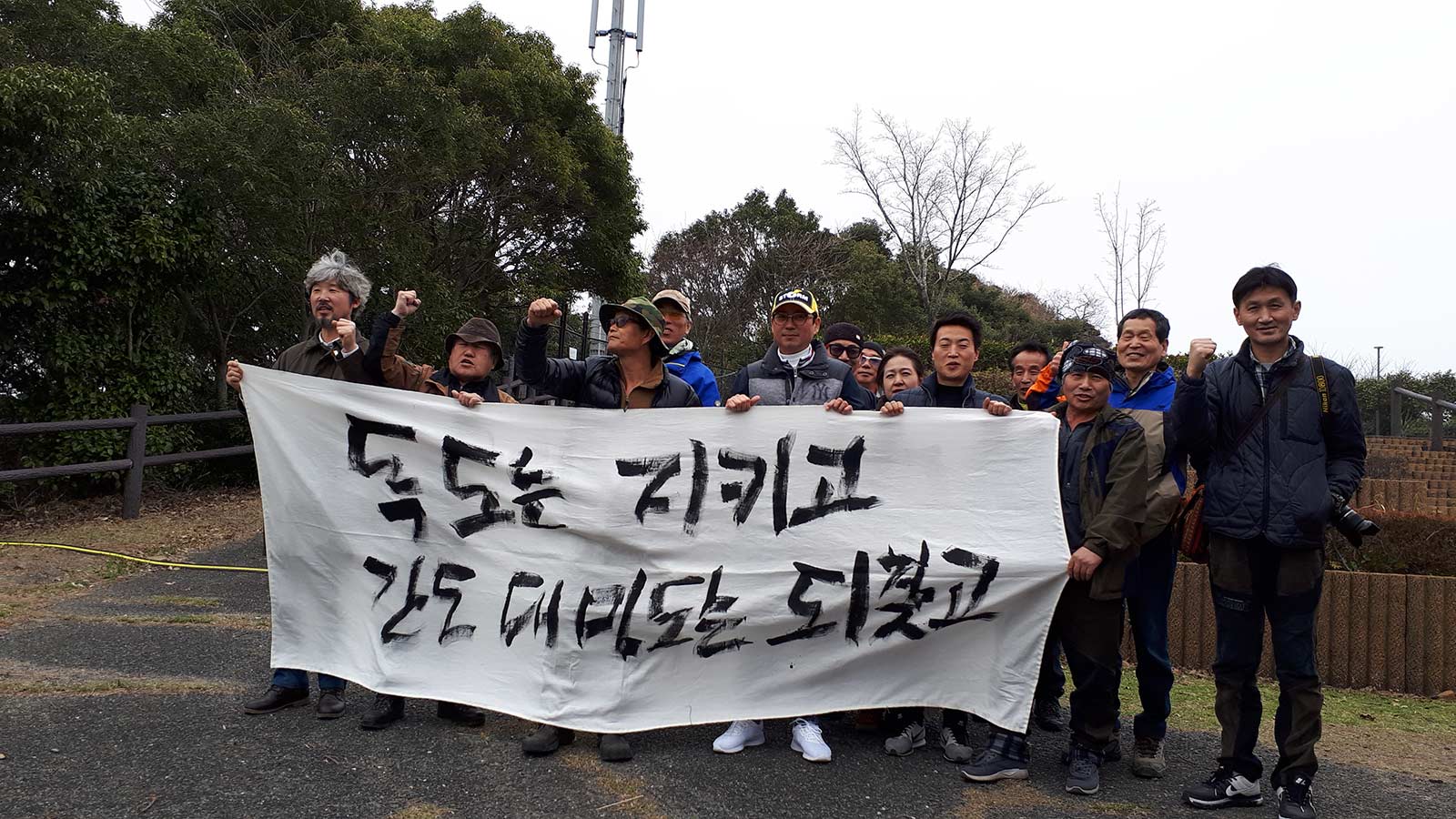 문의 배경